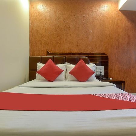 Oyo 28893 Hotel Gulf Mumbai Dış mekan fotoğraf