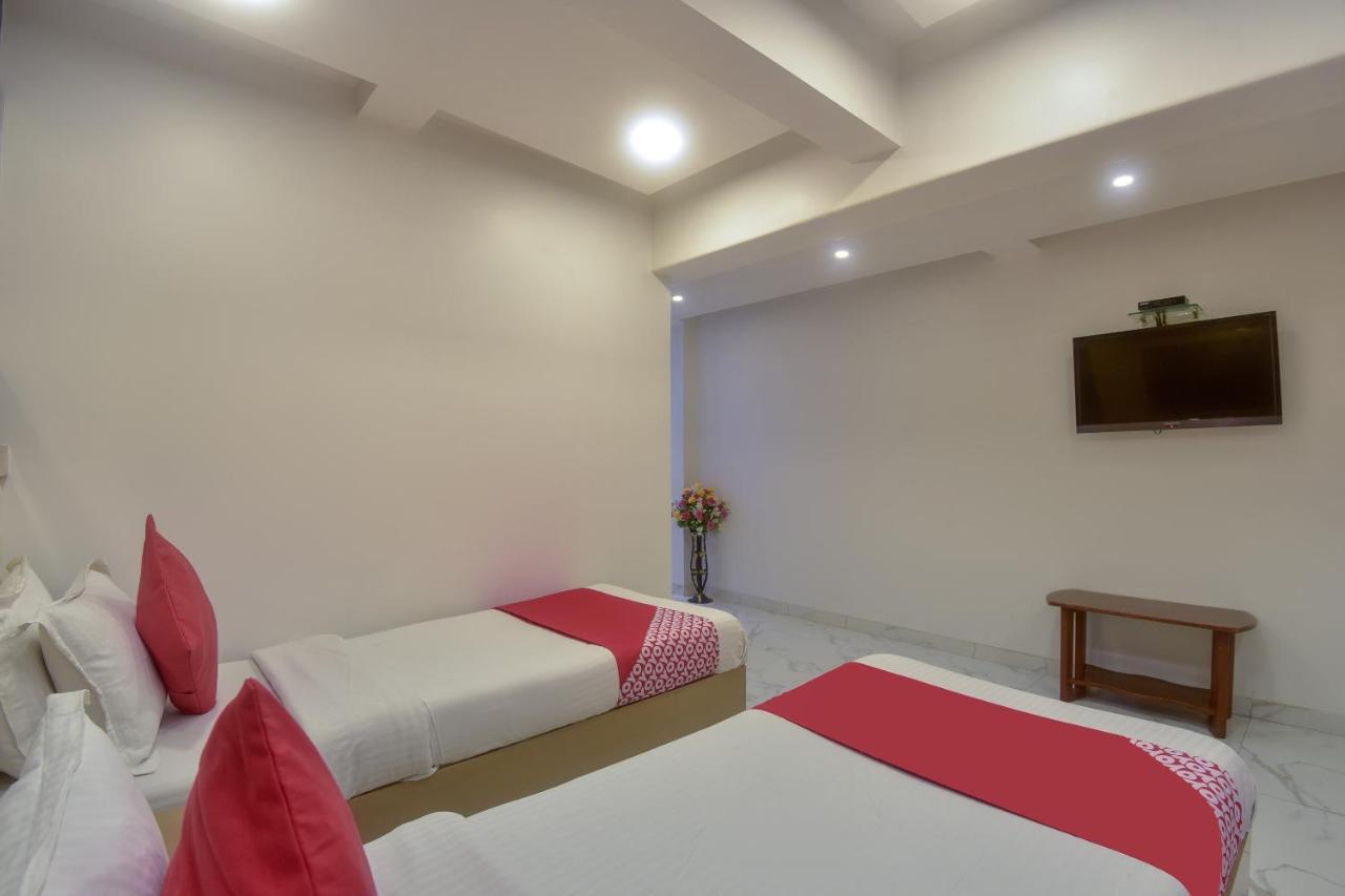Oyo 28893 Hotel Gulf Mumbai Dış mekan fotoğraf