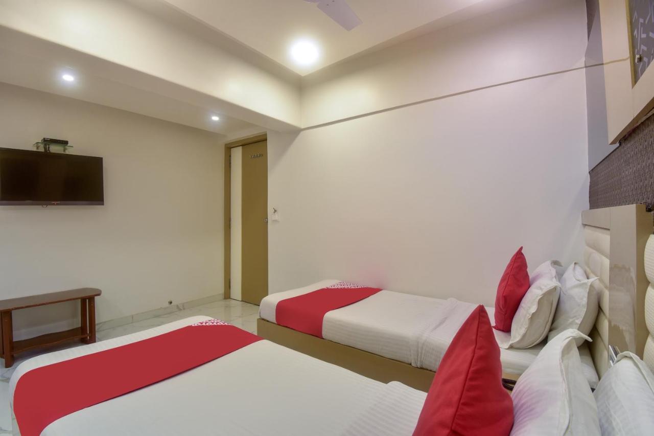 Oyo 28893 Hotel Gulf Mumbai Dış mekan fotoğraf