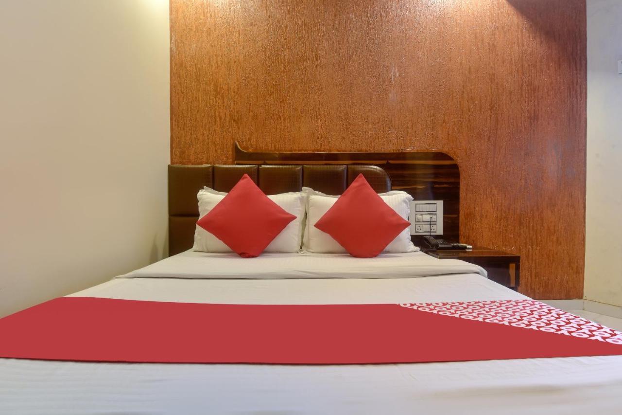 Oyo 28893 Hotel Gulf Mumbai Dış mekan fotoğraf