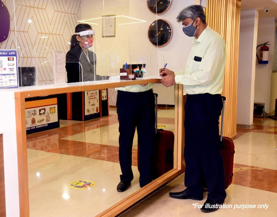 Oyo 28893 Hotel Gulf Mumbai Dış mekan fotoğraf
