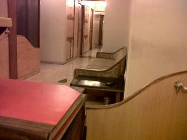 Oyo 28893 Hotel Gulf Mumbai Dış mekan fotoğraf